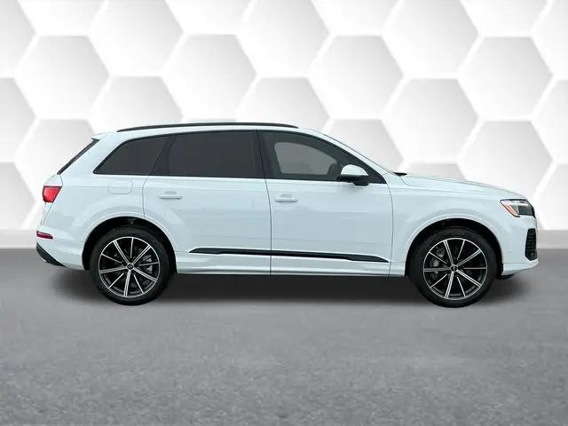 2026 Audi Q7 Premium Plus 45 TFSI quattro tiptronic