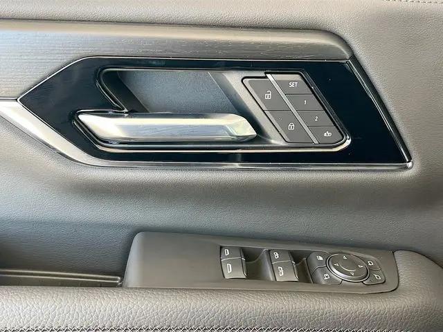 2026 GMC Yukon XL 4WD Denali
