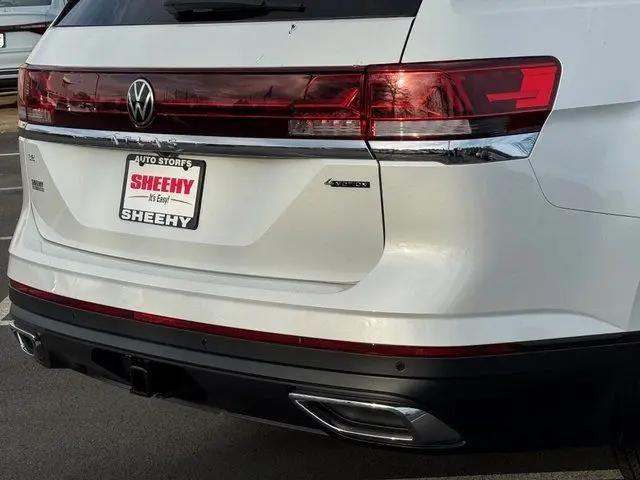 2026 Volkswagen Atlas SE with Technology