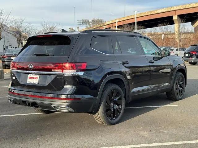 2026 Volkswagen Atlas SE with Technology