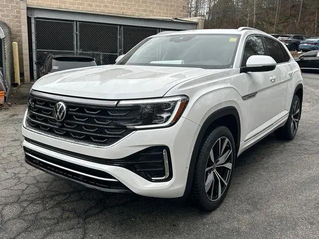 2026 Volkswagen Atlas Cross Sport SEL Premium R-Line