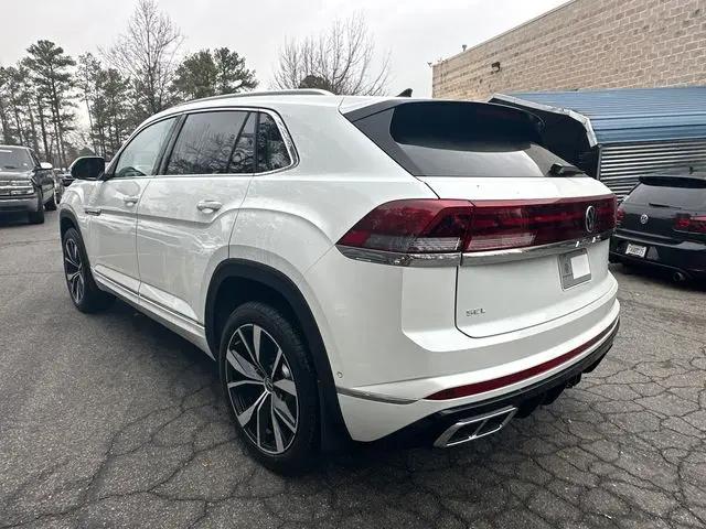 2026 Volkswagen Atlas Cross Sport SEL Premium R-Line