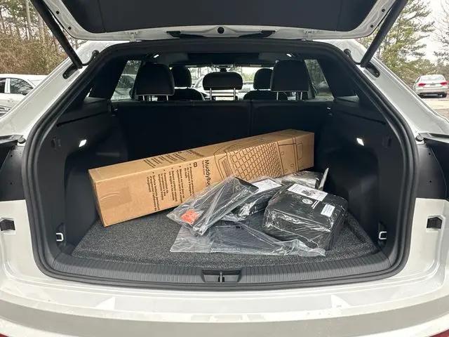 2026 Volkswagen Atlas Cross Sport SEL Premium R-Line