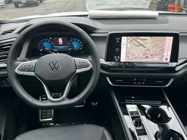 2026 Volkswagen Atlas Cross Sport SEL Premium R-Line