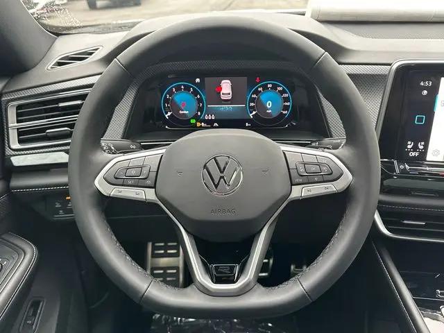 2026 Volkswagen Atlas Cross Sport SEL Premium R-Line