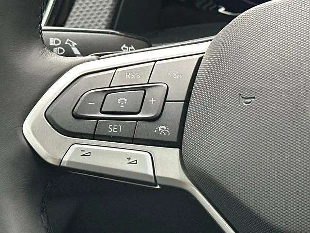2026 Volkswagen Atlas Cross Sport SEL Premium R-Line