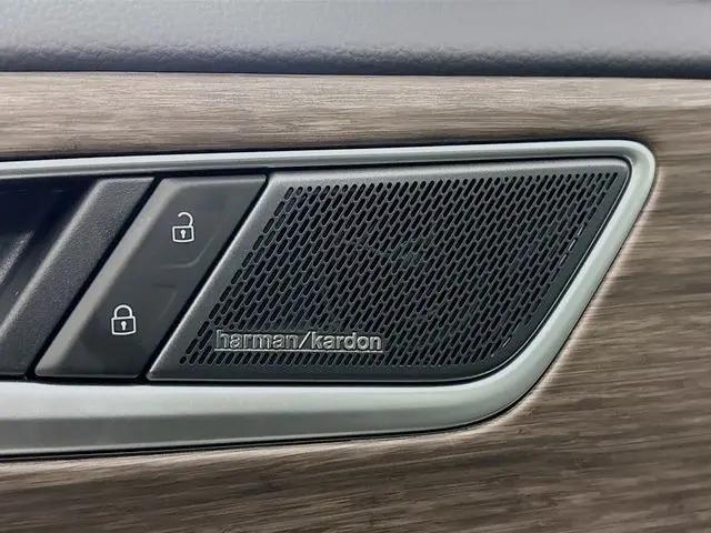 2026 Volkswagen Atlas SEL Premium R-Line