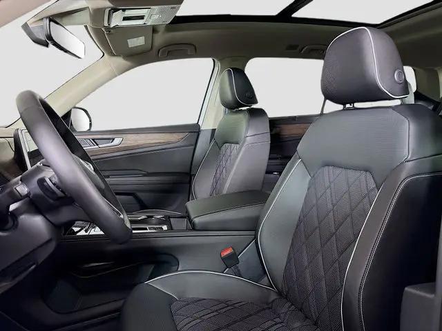 2026 Volkswagen Atlas SEL Premium R-Line