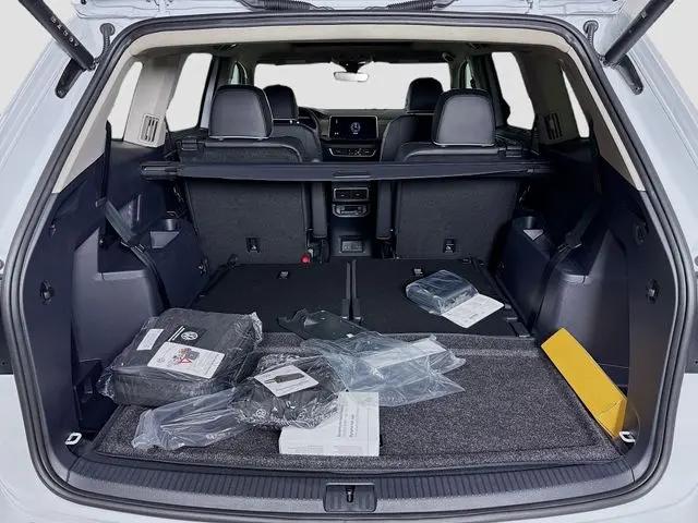 2026 Volkswagen Atlas SEL Premium R-Line