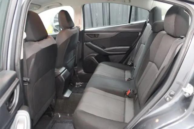 2019 Subaru Impreza 2.0i