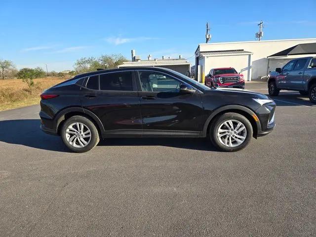2026 Buick NV Preferred FWD