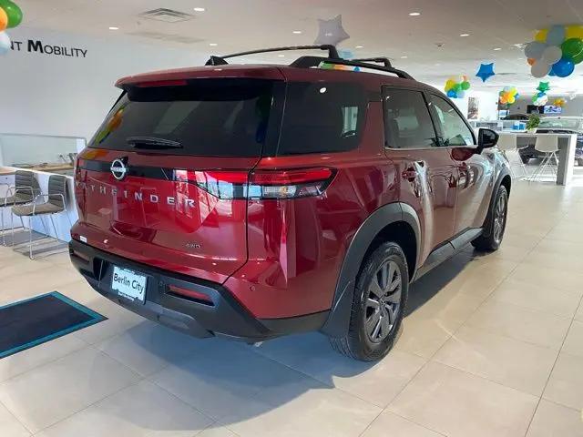 2026 Nissan Pathfinder SV
