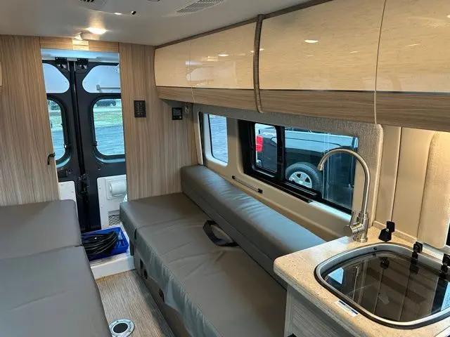 2021 Ram ProMaster Window Van High Roof 159" WB EXT