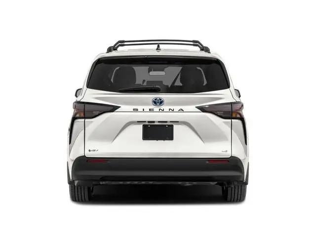 2025 Toyota Sienna LE