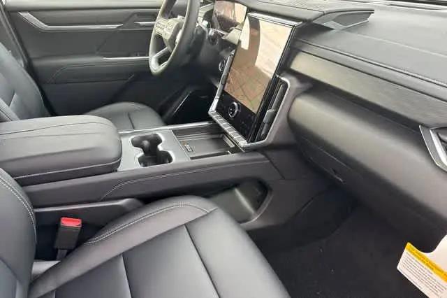 2026 GMC Acadia Elevation AWD