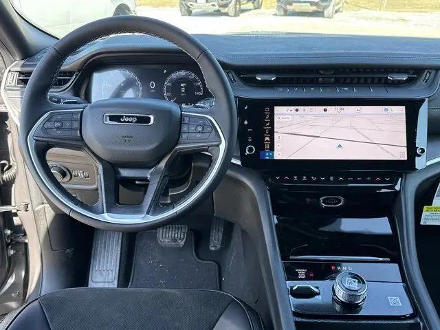 2026 Jeep Grand Cherokee Altitude 4x4
