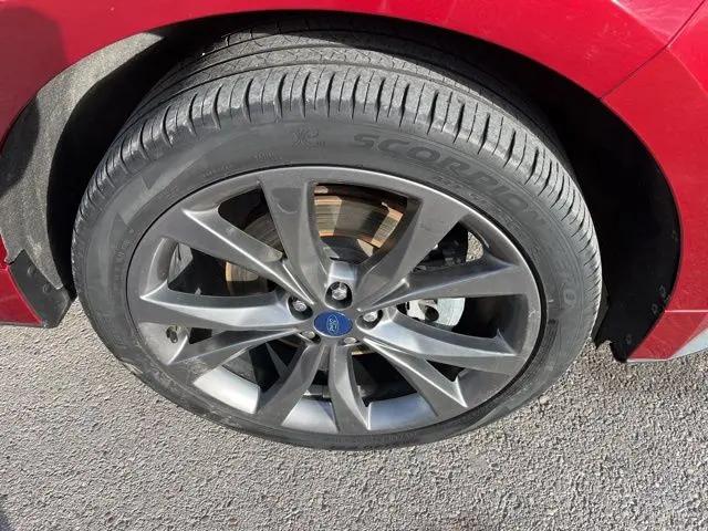 2016 Ford Edge Sport
