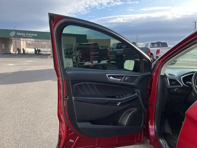 2016 Ford Edge Sport
