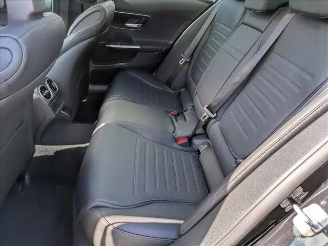 2026 Mercedes-Benz C-CLASS C 300 C 300