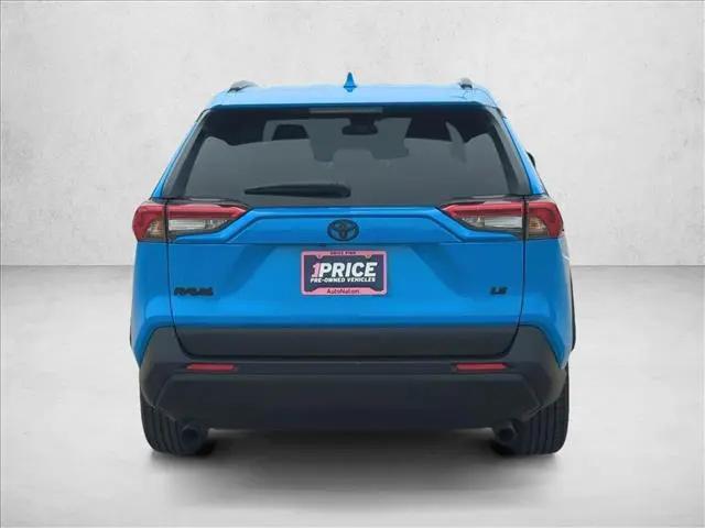 2021 Toyota RAV4 LE