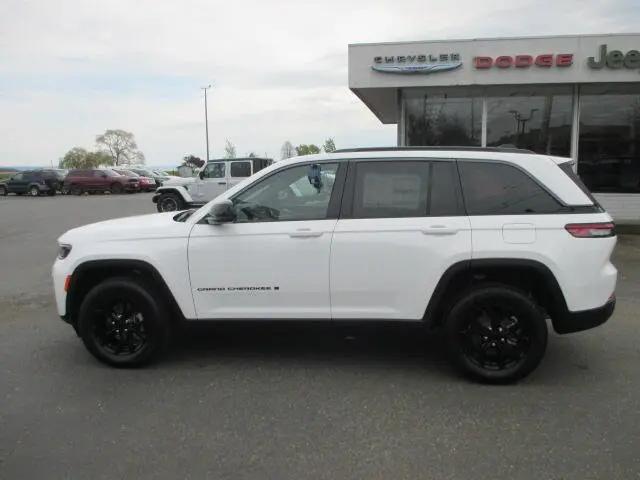 2026 Jeep Grand Cherokee Altitude 4x4
