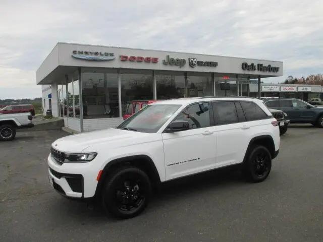 2026 Jeep Grand Cherokee Altitude 4x4