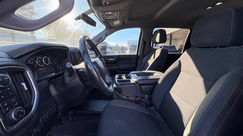 2022 Chevrolet Silverado 3500HD CC LT 4x4 4dr Crew Cab