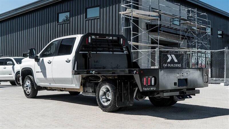 2022 Chevrolet Silverado 3500HD CC LT 4x4 4dr Crew Cab