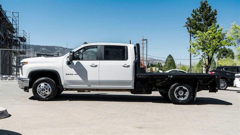 2022 Chevrolet Silverado 3500HD CC LT 4x4 4dr Crew Cab