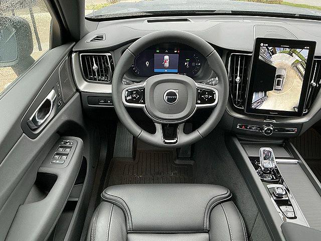 2026 Volvo XC60 Plug-In Hybrid Black Edition Ultra, T8 AWD Electric/Gasoline, Dark
