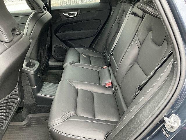 2026 Volvo XC60 Plug-In Hybrid Black Edition Ultra, T8 AWD Electric/Gasoline, Dark