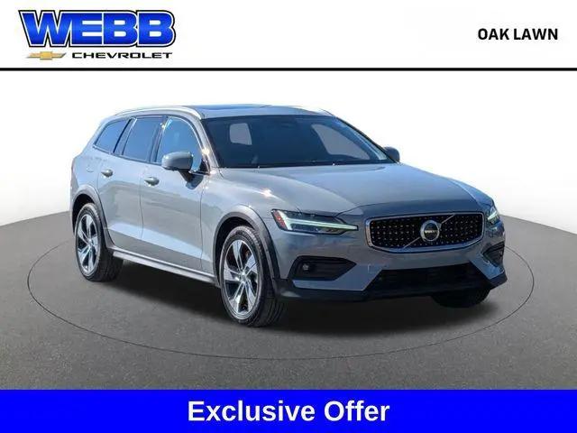 2025 Volvo V60 Cross Country Plus, B5 AWD Gas (mild hybrid) for sale in Oak Lawn, IL
