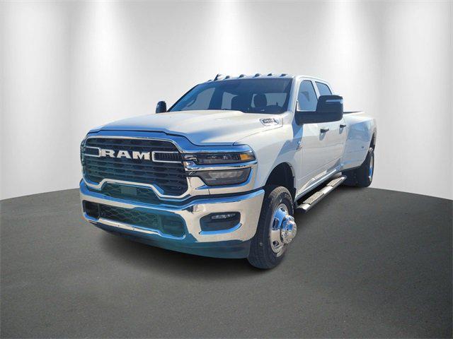 2026 RAM Ram 3500 RAM 3500 TRADESMAN CREW CAB 4X4 8 BOX