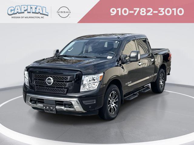 2021 Nissan TITAN Crew Cab SV 4x4