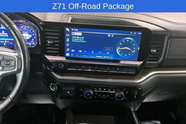 2022 Chevrolet Silverado 1500 4WD Crew Cab Short Bed RST