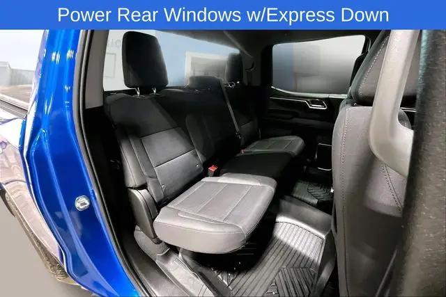2022 Chevrolet Silverado 1500 4WD Crew Cab Short Bed RST