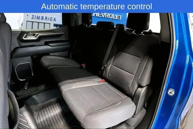 2022 Chevrolet Silverado 1500 4WD Crew Cab Short Bed RST