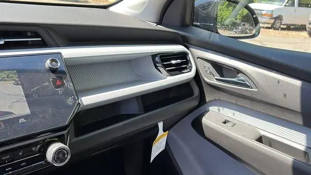 2027 Chevrolet Bolt RS FWD