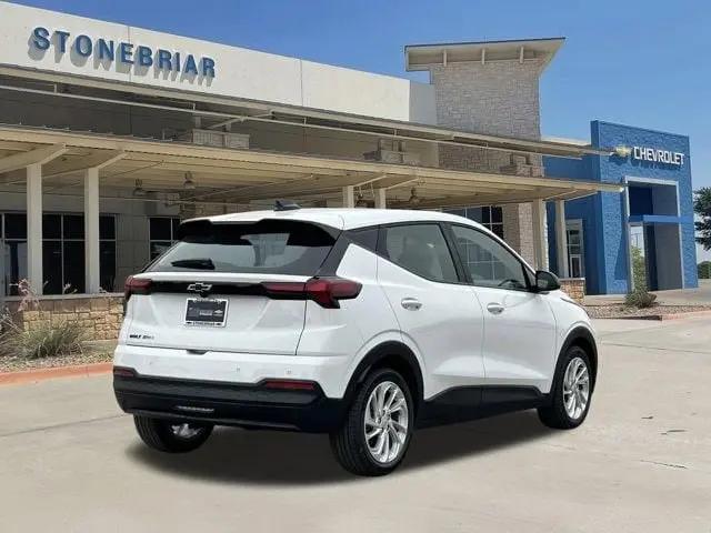 2027 Chevrolet Bolt LT FWD