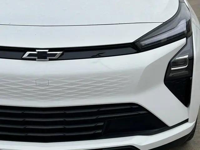 2027 Chevrolet Bolt LT FWD