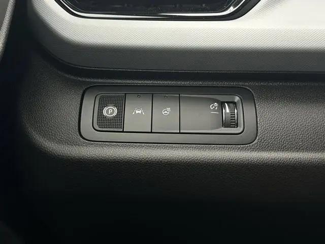 2027 Chevrolet Bolt LT FWD