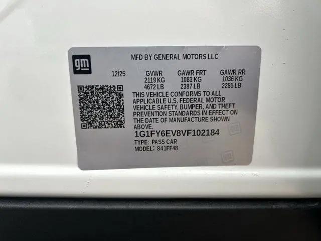 2027 Chevrolet Bolt LT FWD