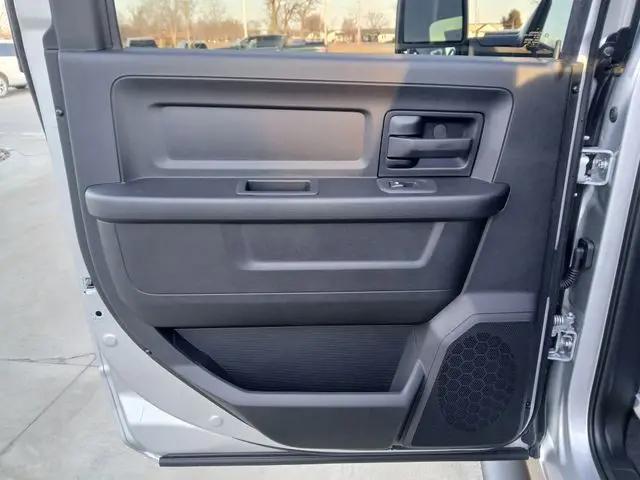 2026 Ram 3500 Tradesman Crew Cab 4x4 6'4" Box