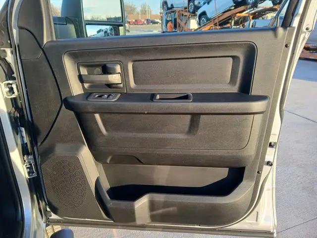 2026 Ram 3500 Tradesman Crew Cab 4x4 6'4" Box