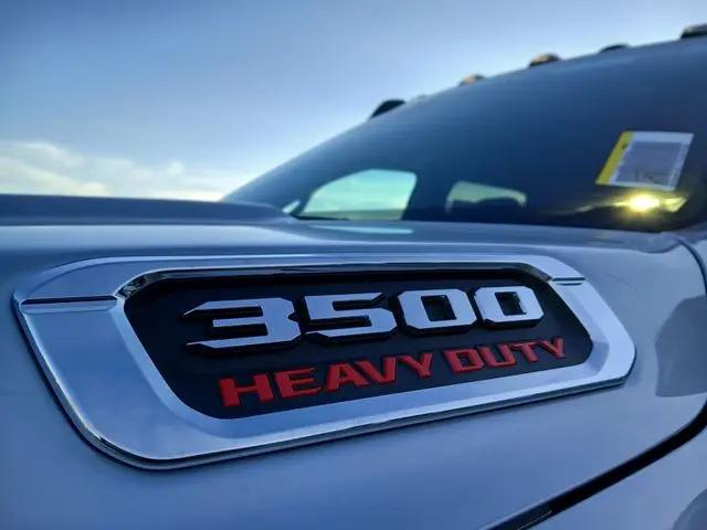 2026 Ram 3500 Tradesman Crew Cab 4x4 6'4" Box
