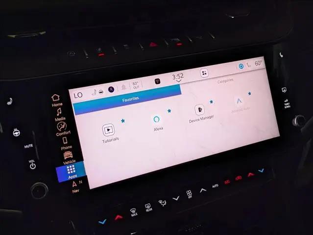 2026 Jeep Grand Cherokee Altitude 4x2