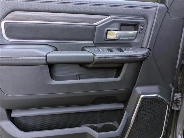 2026 Ram 3500 Laramie Crew Cab 4x4 8' Box