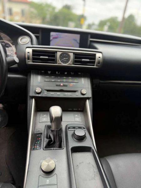 2016 Lexus IS 300 300