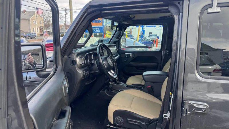 2021 Jeep Wrangler Sahara 4x4