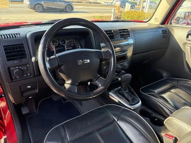 2006 HUMMER H3 Base